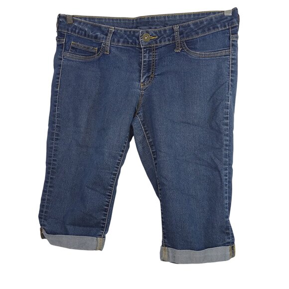 City Streets Blue Bermuda Crop Denim Jean Shorts Juniors Size 13 Cuffed Hem - Picture 1 of 12